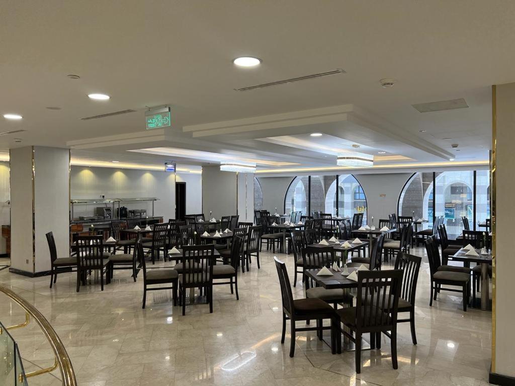 Al Ansar Golden Tulip *